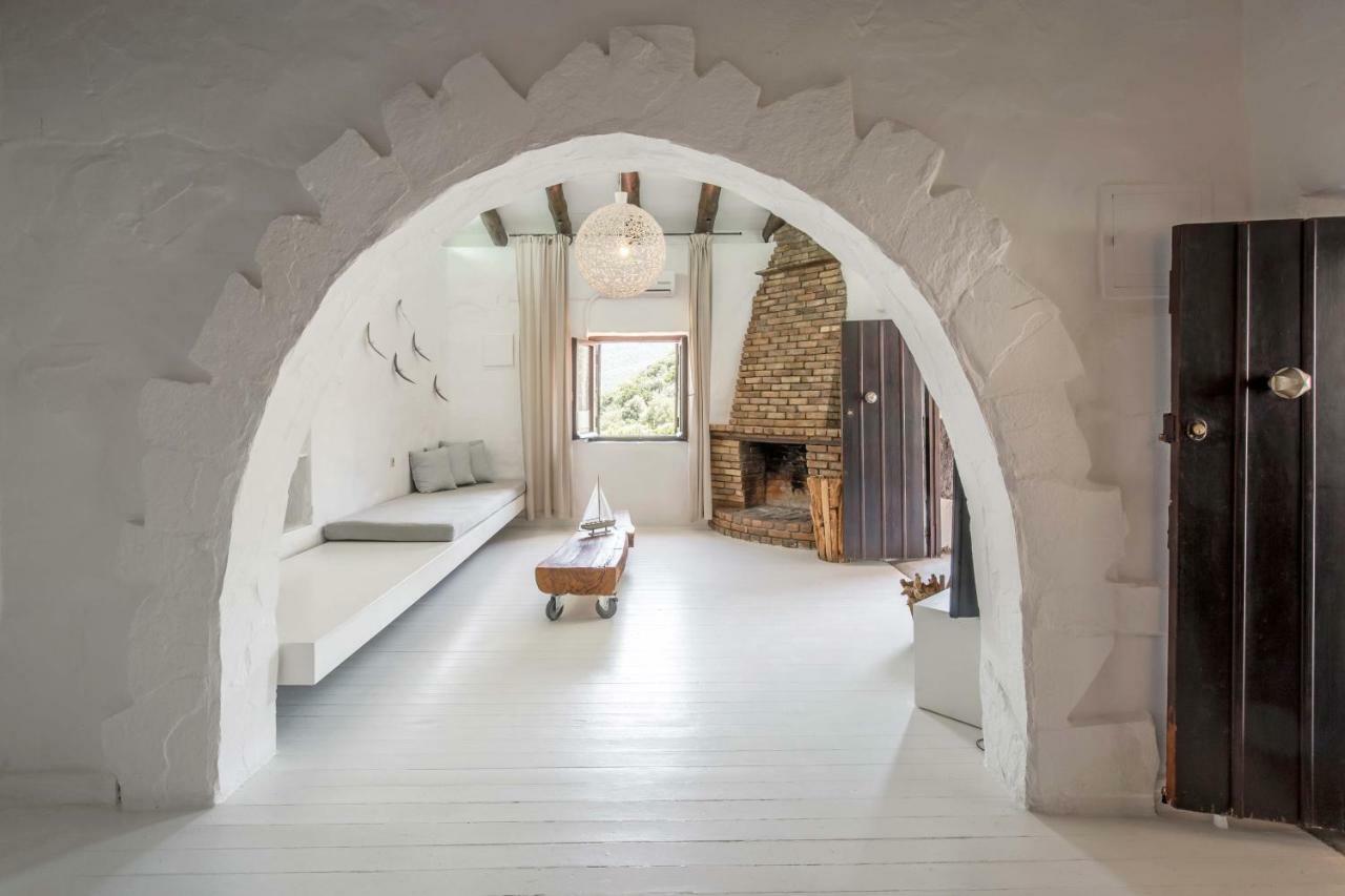 Monastery Estate Guesthouse Суйя Екстер'єр фото
